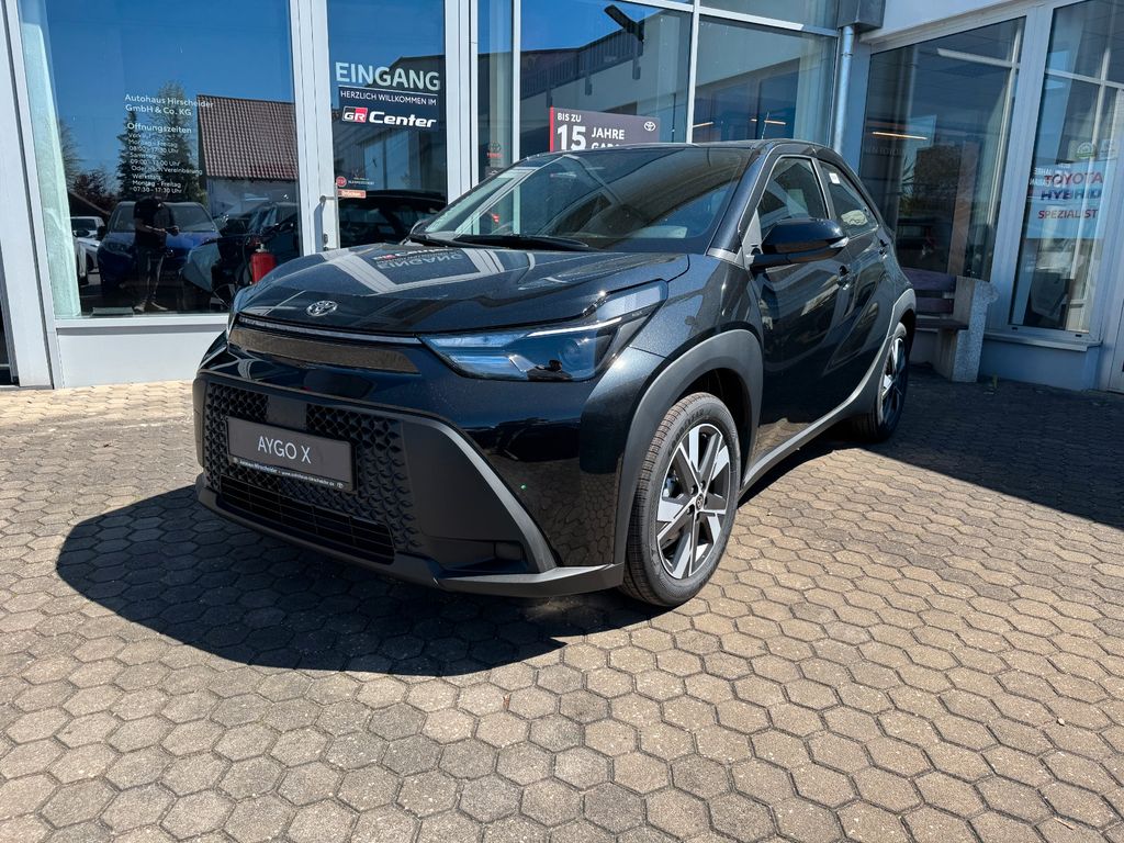 Toyota Aygo (X) 1.5-l-Hybrid Active CVT
