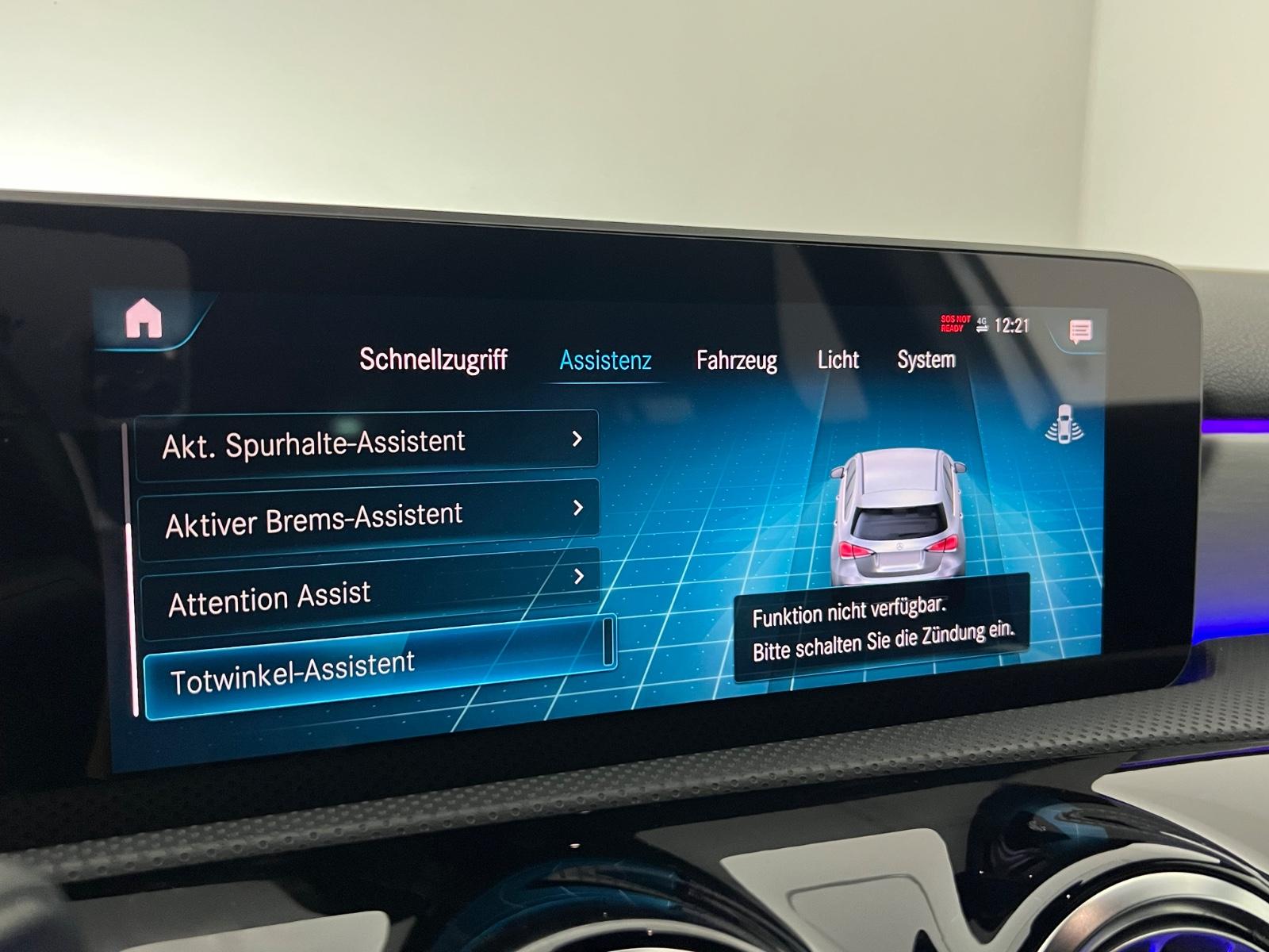 Mercedes-Benz A-Class 4 MATIC / KEYLESS / AMG / AMBIENTE / 1.HD, миниатюра 28