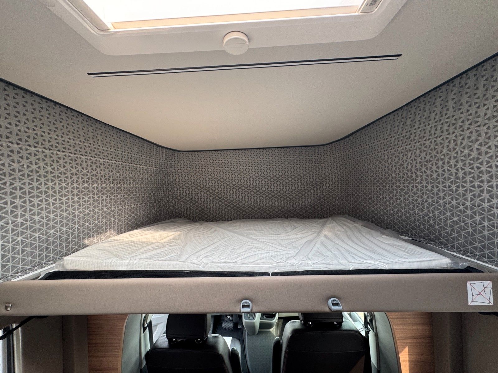 Fahrzeugabbildung Weinsberg X-Cursion CUV 500LT, Truma6D