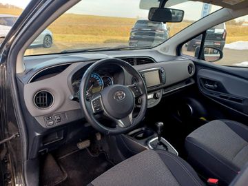 Bild 4 Toyota Yaris Hybrid Kamera Sitzheizung Automatik