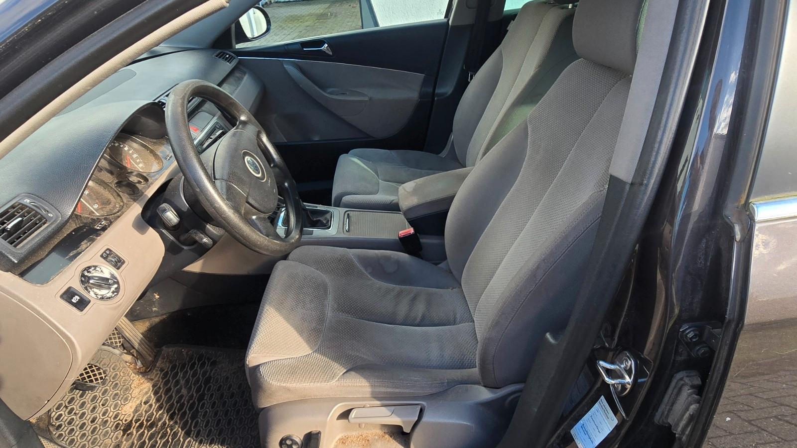 Volkswagen Passat 2006 — photo 8