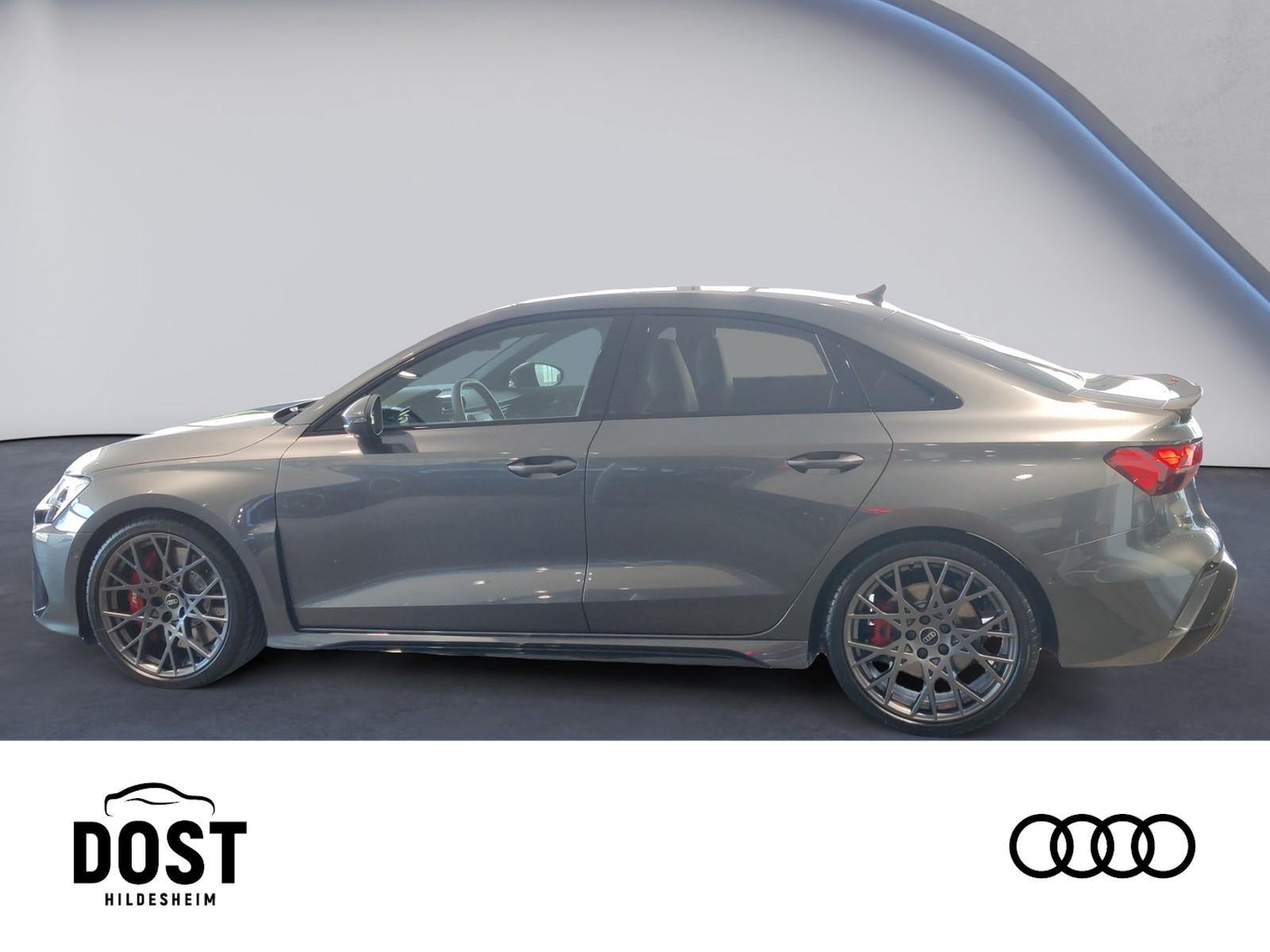Audi RS 3 Limousine S tronic PANO+NAVI+LEDER+ABGAS