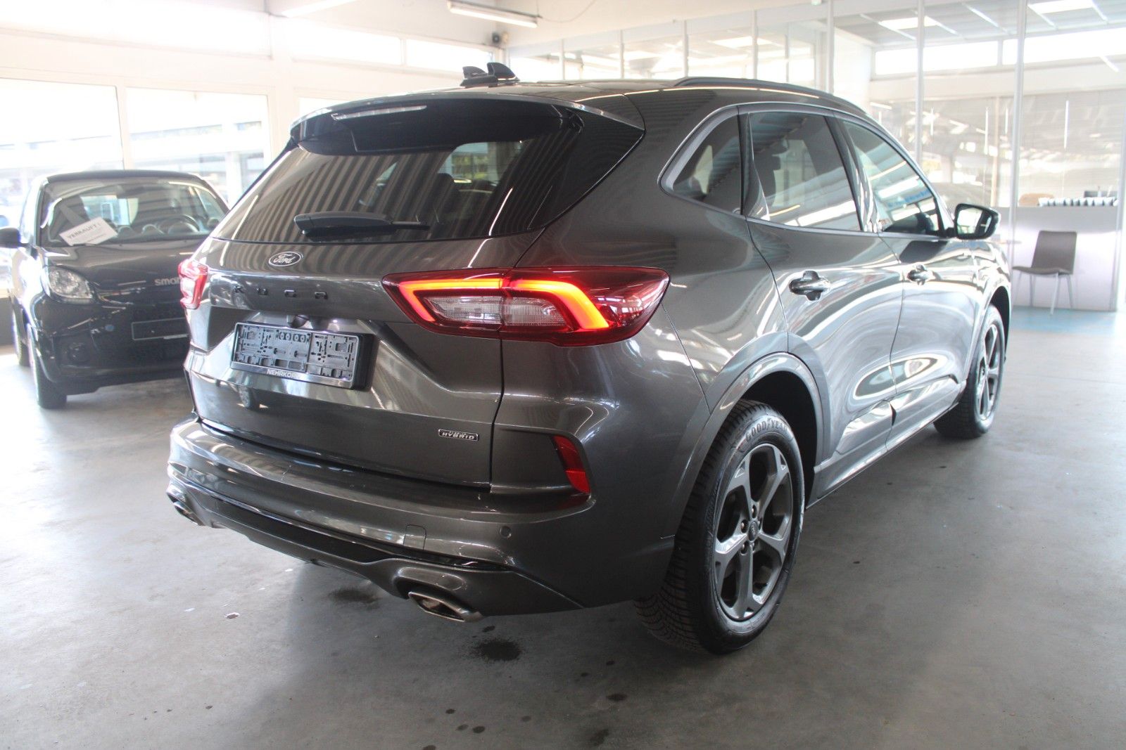 Fahrzeugabbildung Ford Kuga PHEV ST-Line GJR LED Cam WinterPaket uvm