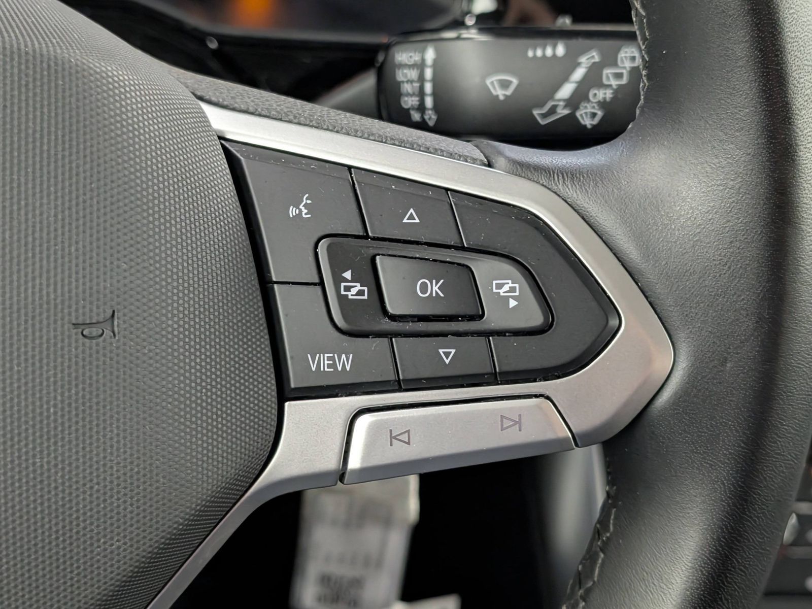 VW Polo 1.0 Life Klimaanlage LED SHZ Allwetter – Bild 27