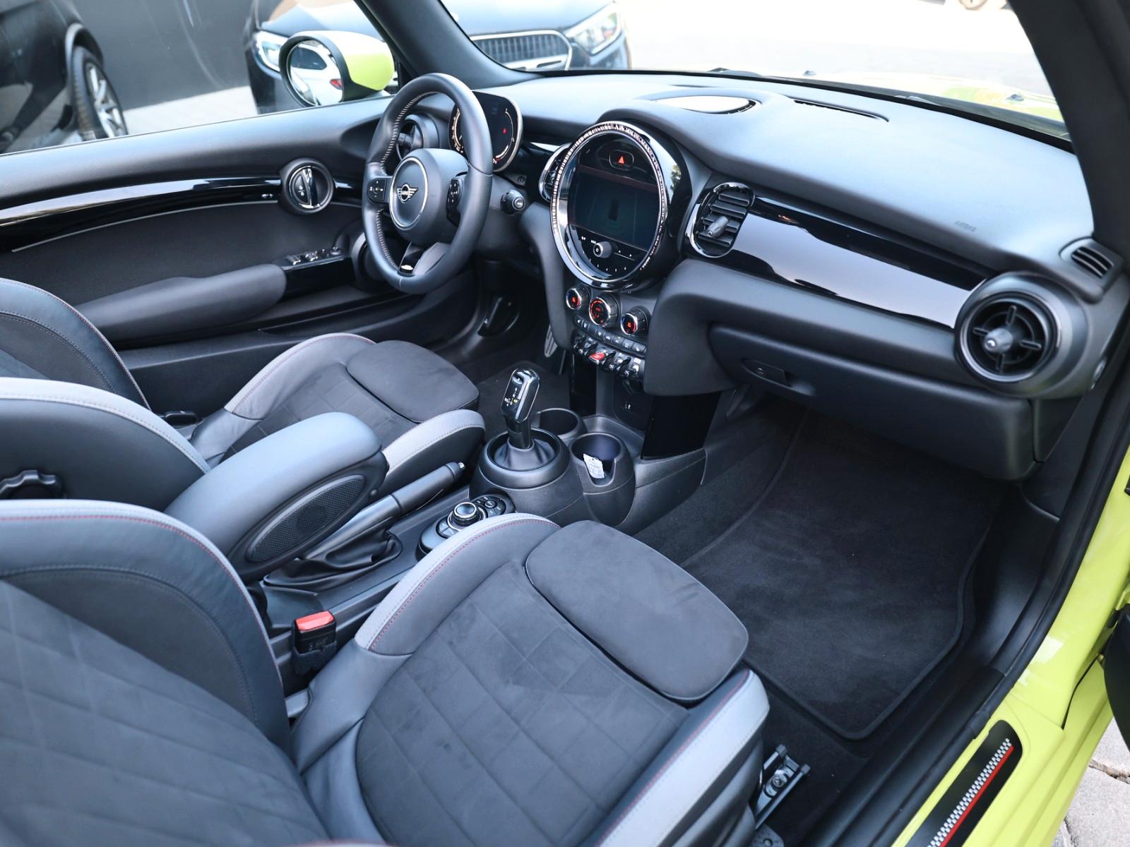 MINI Cooper S Cabrio John Cooper Works 1.Hand,Autom.