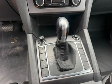 Volkswagen Amarok - 12