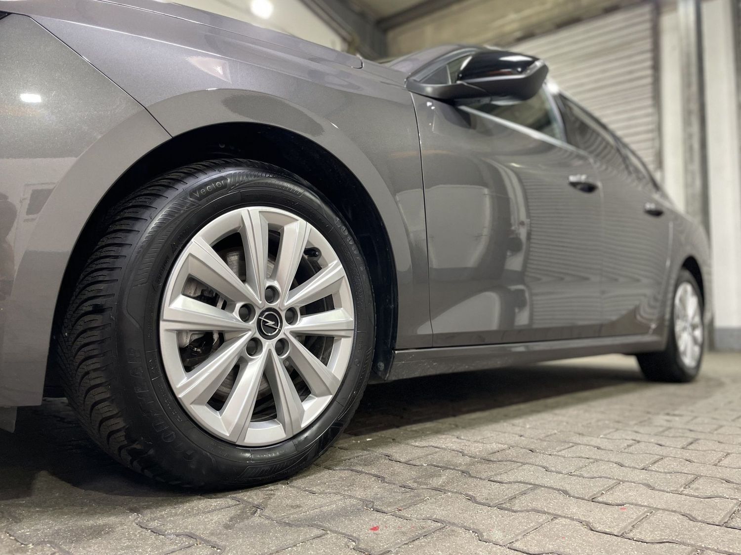 Fahrzeugabbildung Opel Astra L Sports Elegance#iLux-LED#Virtual#Kamera#