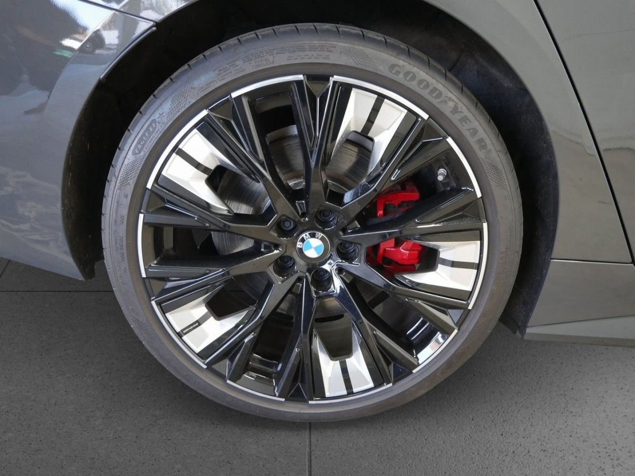 BMW i4 - Bild 20