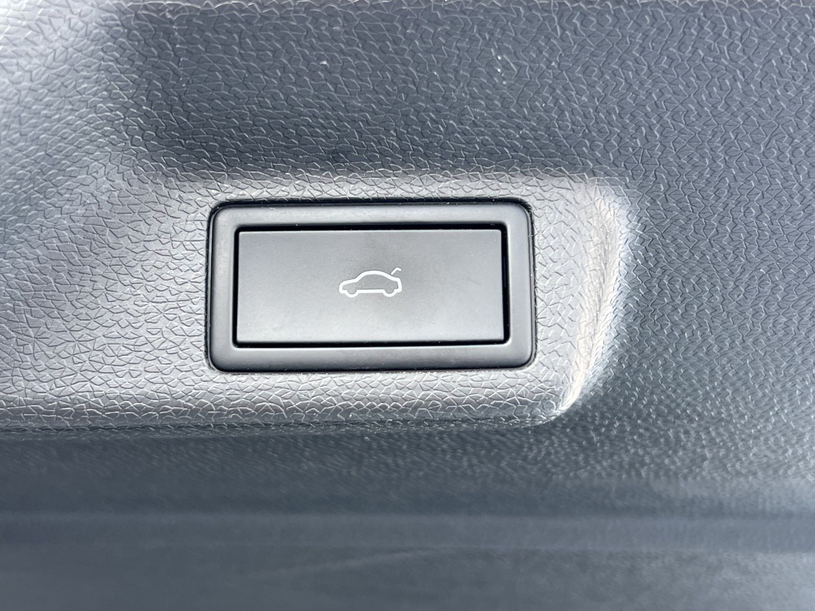 ID.Buzz Pro 150 kW (204 PS) 1-Gang-Automatik Ra