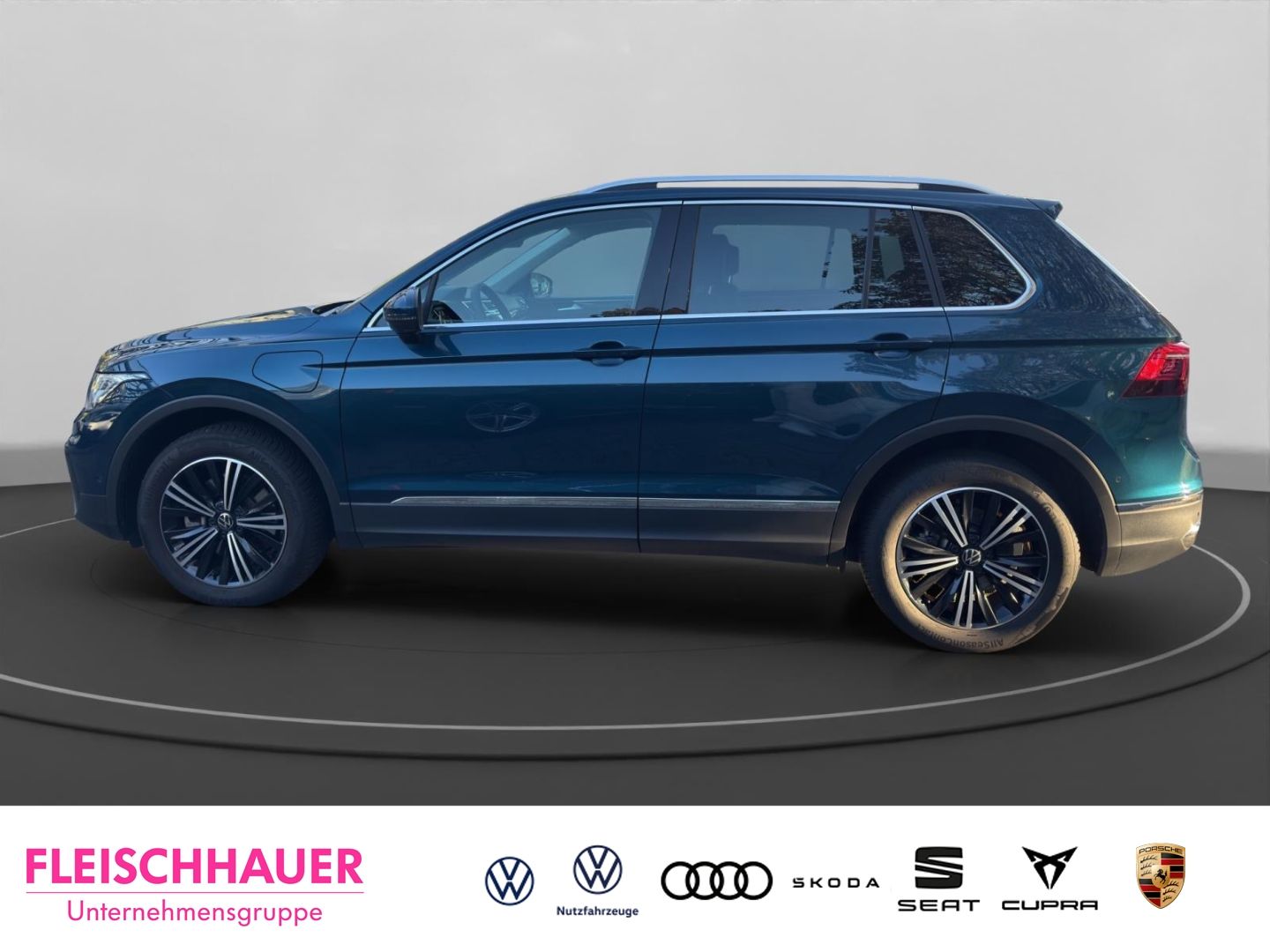 Volkswagen Tiguan Elegance eHybrid HUD Panodach Navi Digita imagem 3