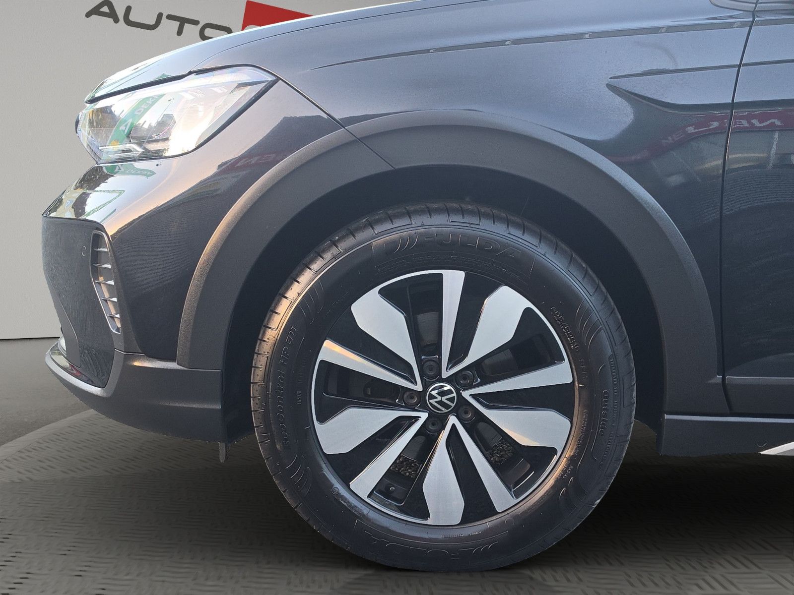 Fahrzeugabbildung Volkswagen Taigo Move AUS 1.HAND APP TEMPOMAT SHZ PDC