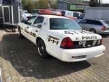Ford Crown Victoria Police interceptor  - Ford Crown: Vic