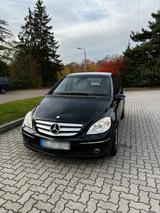 Mercedes-Benz Mercedes Benz. B klase 200 cdi 2006 - Mercedes-Benz E 200 in Dresden