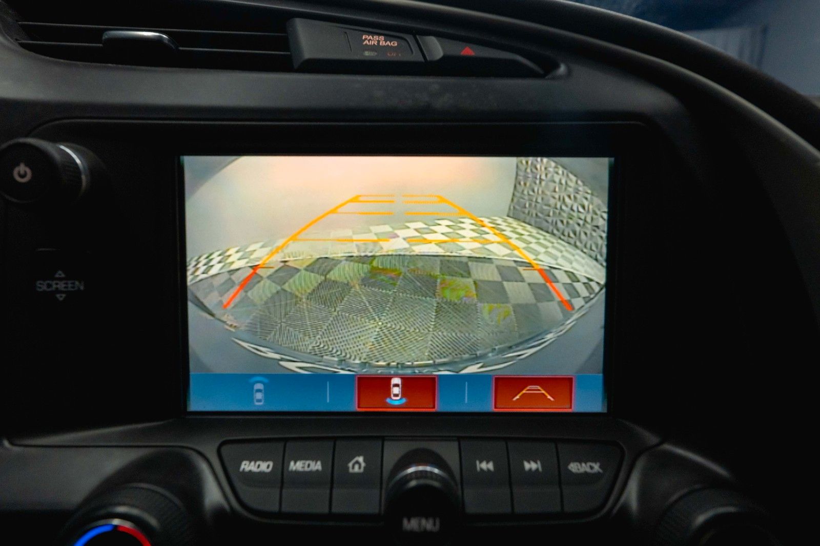Fahrzeugabbildung Corvette C7 6.2 V8 Stingray 3LT Z06-Design Targa Perform.