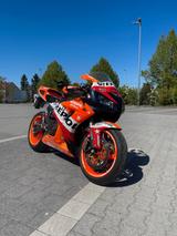 Honda CBR1000RR SC57 Repsol #636 - SC57