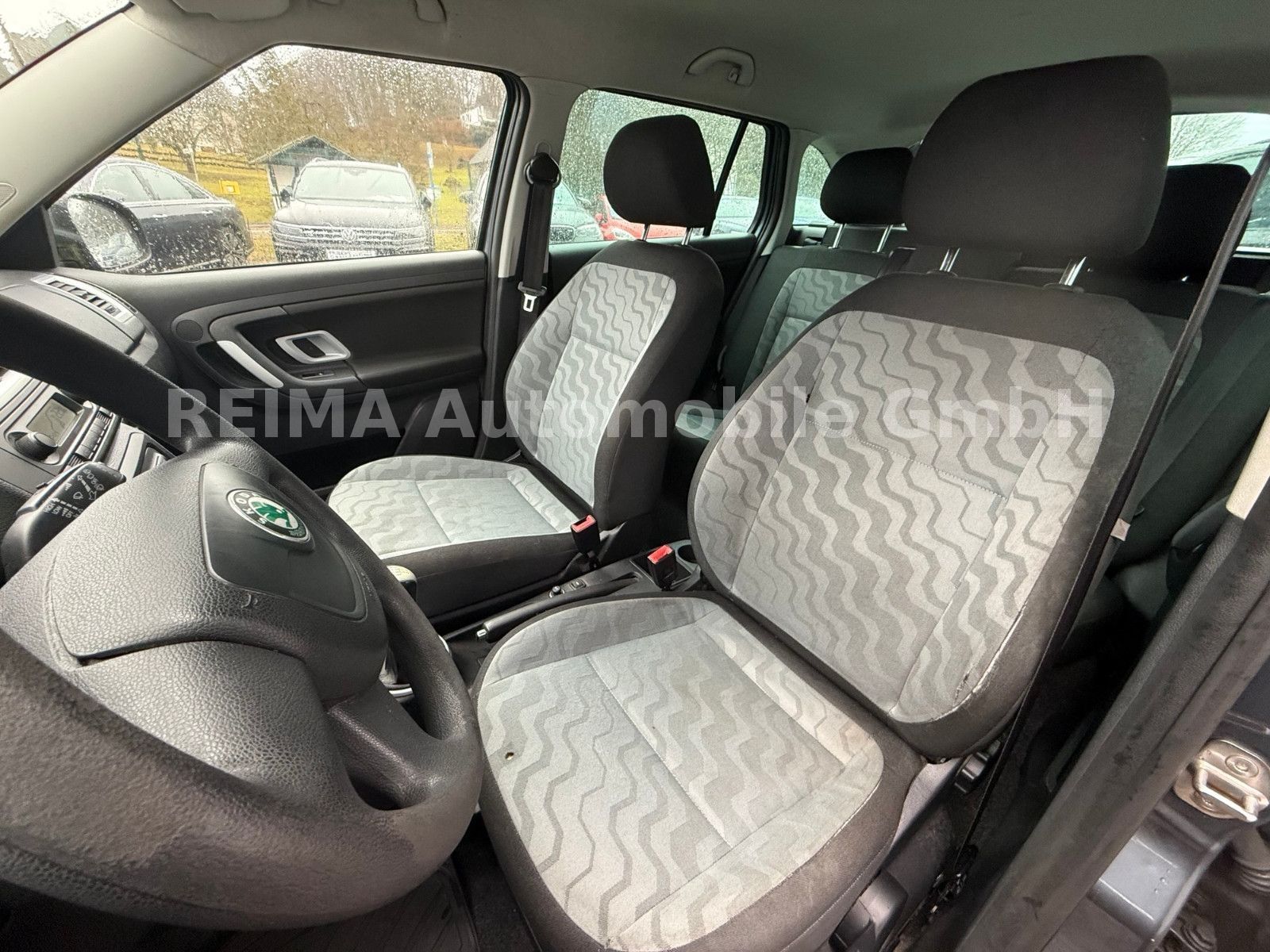 Fahrzeugabbildung SKODA Fabia Kombi, Klimaautomatik, TÜV bis 07.2027