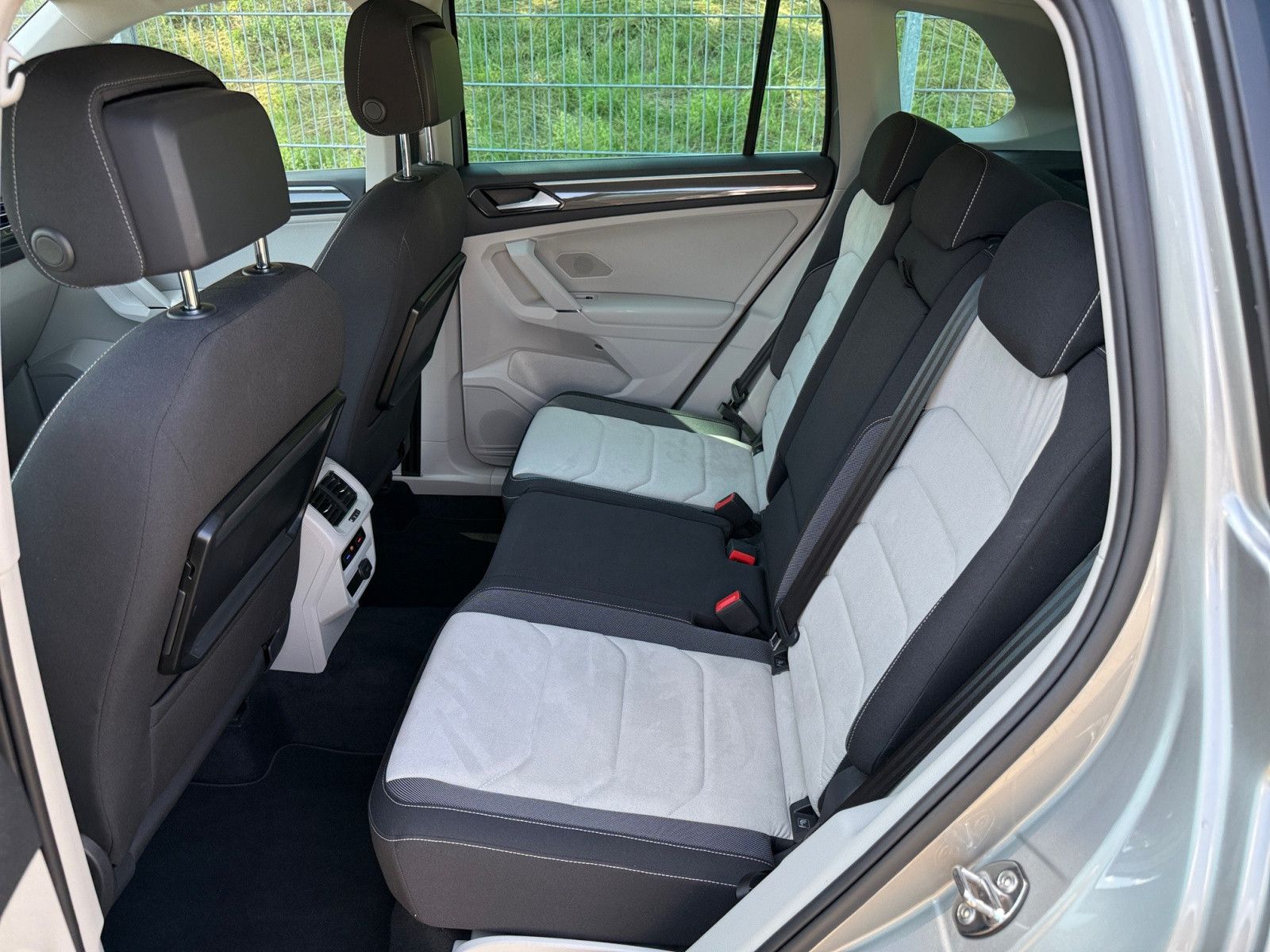 Tiguan 2,0 TSI Highline 4x4 Navi LED AHK