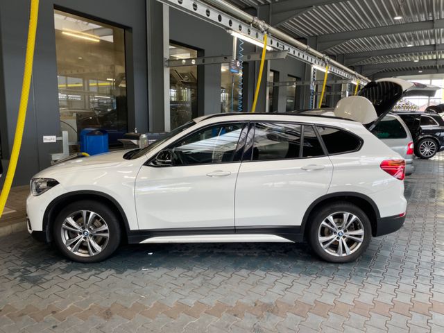 BMW X1 xDrive25d Sport Line *Head-up,Einparkassist*