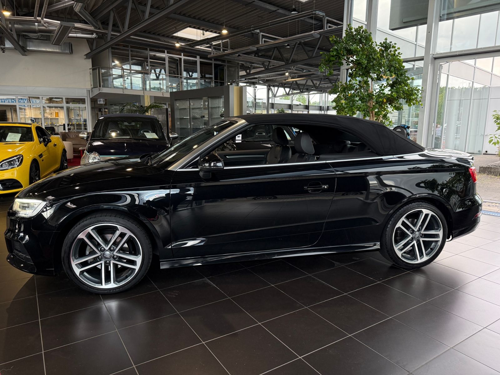 Fahrzeugabbildung Audi A3 Cabriolet 35 TFSI S-Line Competition LED  NAV