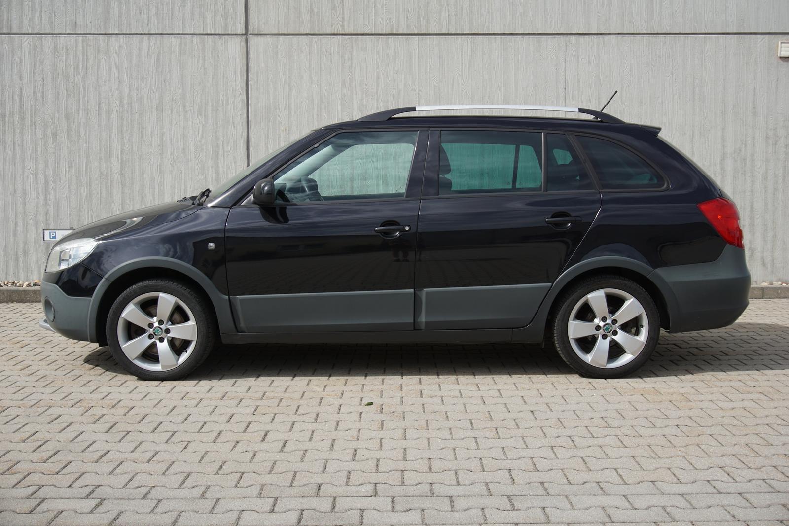 Skoda Fabia Combi Scout 1.2TSI Radio Klima Tempomat 1.