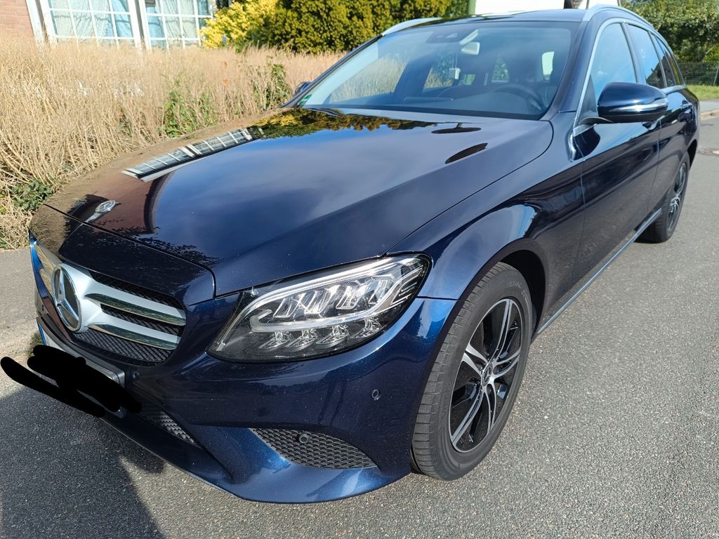 Image of Mercedes-Benz C 220