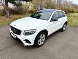 Mercedes-Benz GLC 350  4Matic Tüv +Serv.Neu AMG line Pan.Dach! - weiße Mercedes-Benz GLC 350