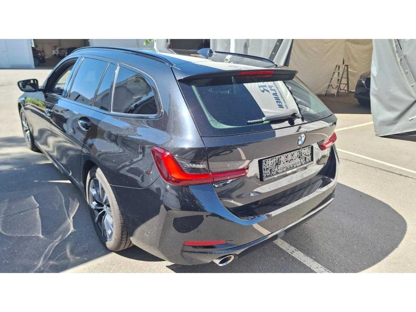 BMW 318 i Touring Steptronic+LED+NAVI+HUD+KAMERA, миниатюра 9
