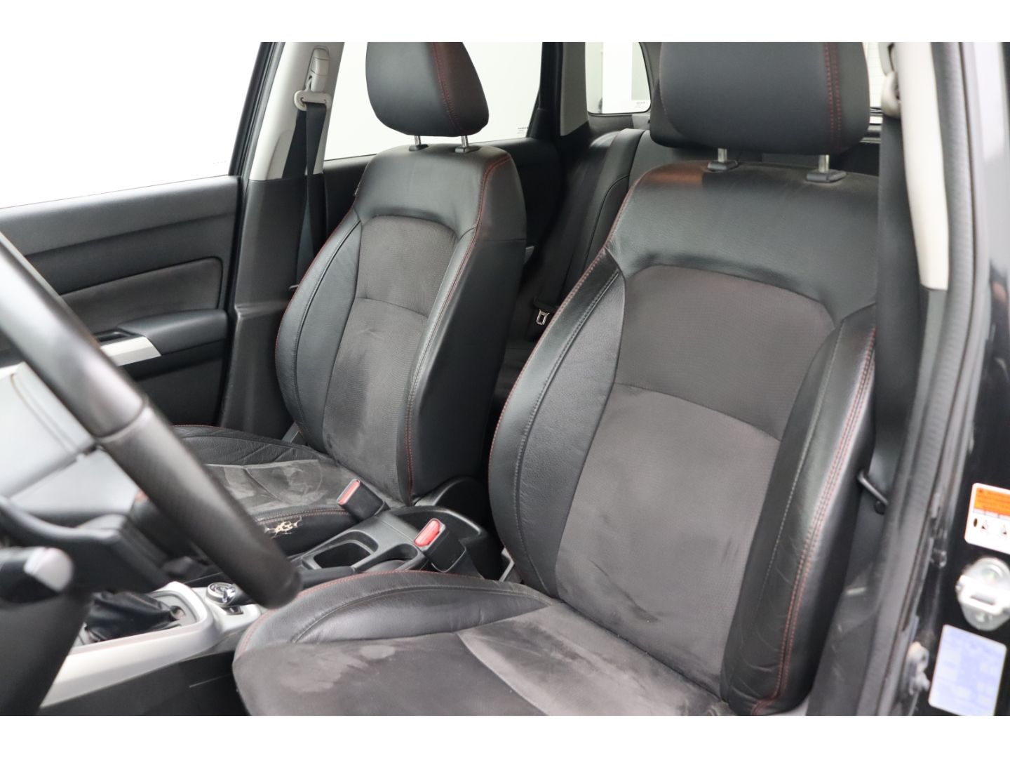 Fahrzeugabbildung Suzuki Vitara 1.4 S 4x4 ACC Kamera Navigation SHZ