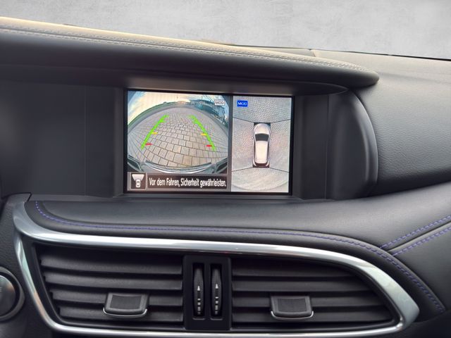 Infiniti Q30 1.6 16V Luxe Tech|Panorama|Kamera|BOSE|DAB