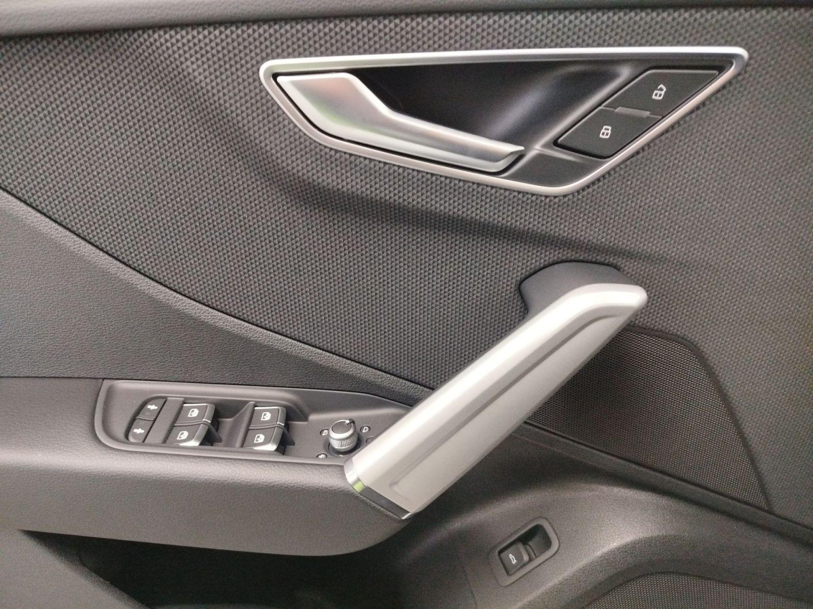 Audi Q2 35 TFSI advanced S tronic LED APP KAMERA