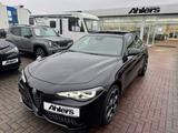 Alfa Romeo Giulia Competizione Q4+ASSISTENZ+PANO+HARMAN+BRE - Alfa Romeo Giulia