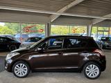 Suzuki Swift 1.2 Club 5türig ATG *SHZ*NAV*RKam*TEM*ALU* - Suzuki Swift mit Benzin-Antrieb: Sitzheizung, Limousine