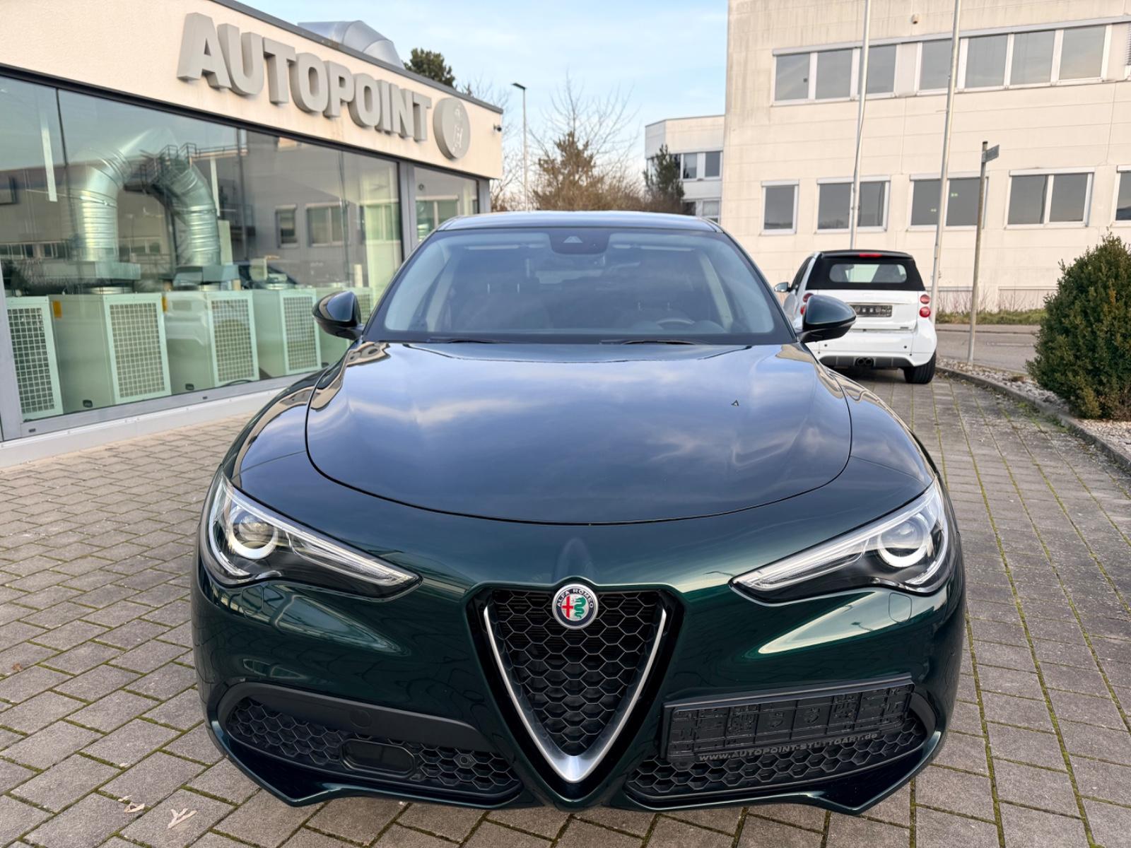 Alfa Romeo Stelvio Business Q4 Apple Car Play PDC 8 X Alu