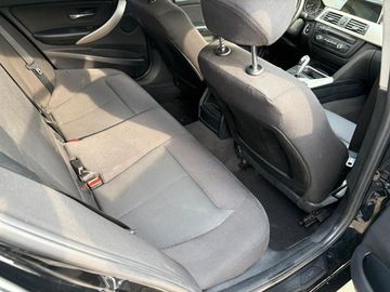 BMW 320 - 12