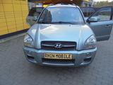Hyundai TUCSON / 2.0 2WD/Grosses NAVI/AHK