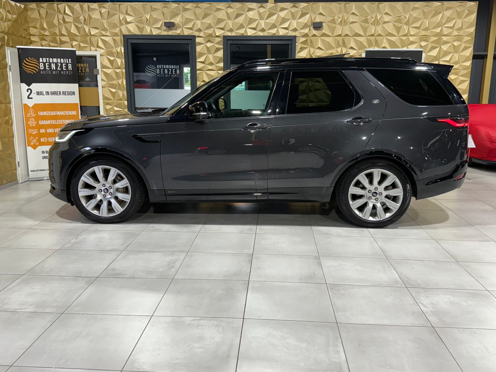 Fahrzeugabbildung Land Rover 5 R-Dynamic HSE D300/7-SITZER/PANO/3D-KAM/VOLL