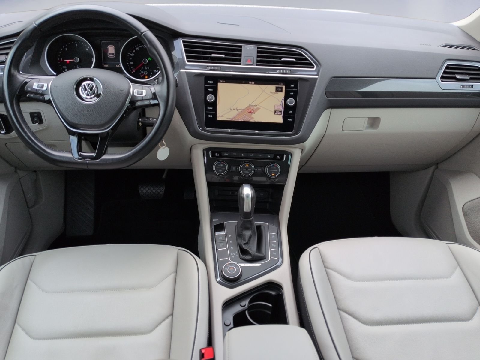 Tiguan 2.0 TDI DSG 4M Highline AHK+PANO+Head-UP