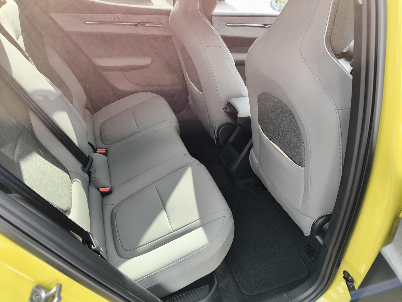 Volvo EX30 - Bild 10