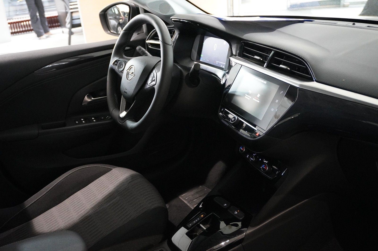Fahrzeugabbildung Opel Corsa-e F ELEGANCE 1-PHASIG NAVI/LED/KAMERA/DAB+
