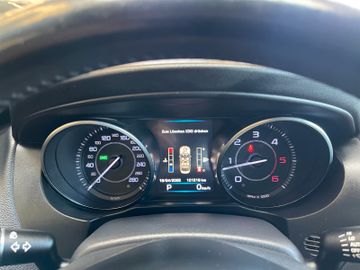 Jaguar XE Pure *NAVI*360°*SZHZ*TEMPO*BI-XENON*PDC*TOUCH