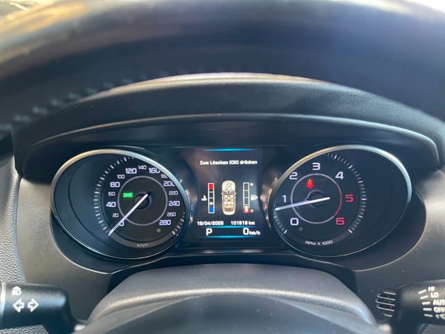 Jaguar XE Pure *NAVI*360°*SZHZ*TEMPO*BI-XENON*PDC*TOUCH