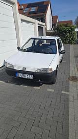 Peugeot 106 Oldtimer sucht neuen Liebhaber - Peugeot 106 in Essen