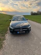 Mercedes-Benz A 200 4MATIC DCT - - Mercedes-Benz A 200 von privat