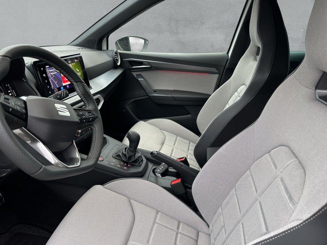Fahrzeugabbildung SEAT Arona FR Black Edition 1.0 TSI 116 PS 7-Gang-DSG - mit KI generiert/bearbeitet