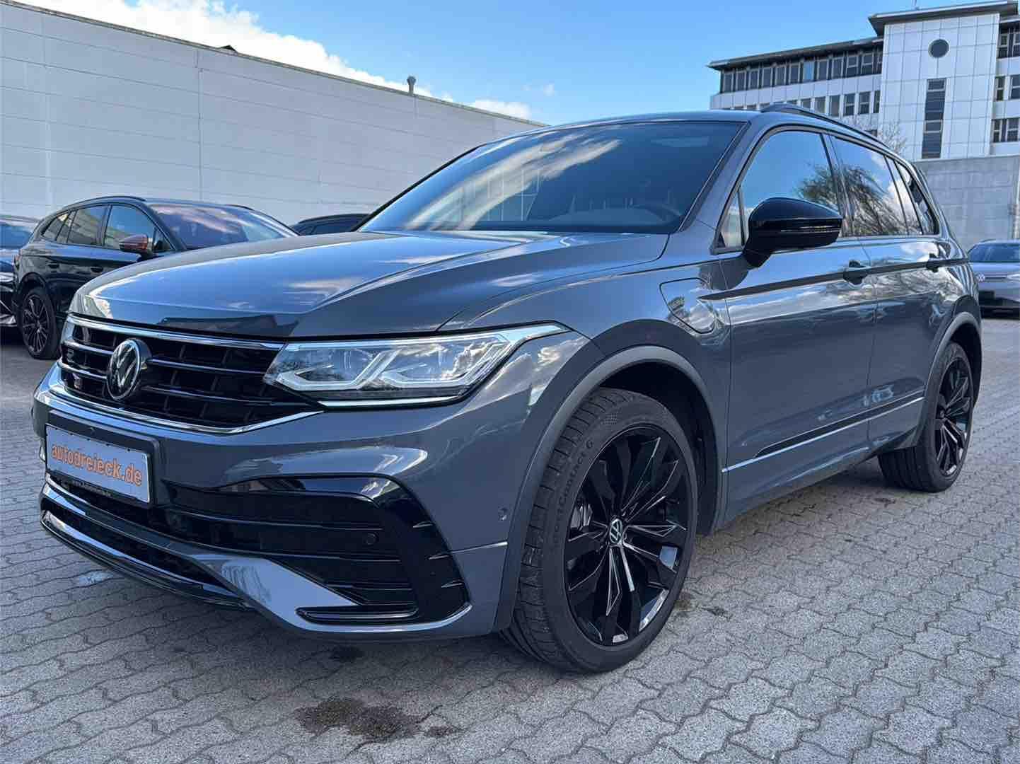 Volkswagen Tiguan R Line 1.4 eHybrid BLACK PANO IQ.LIGHT 20