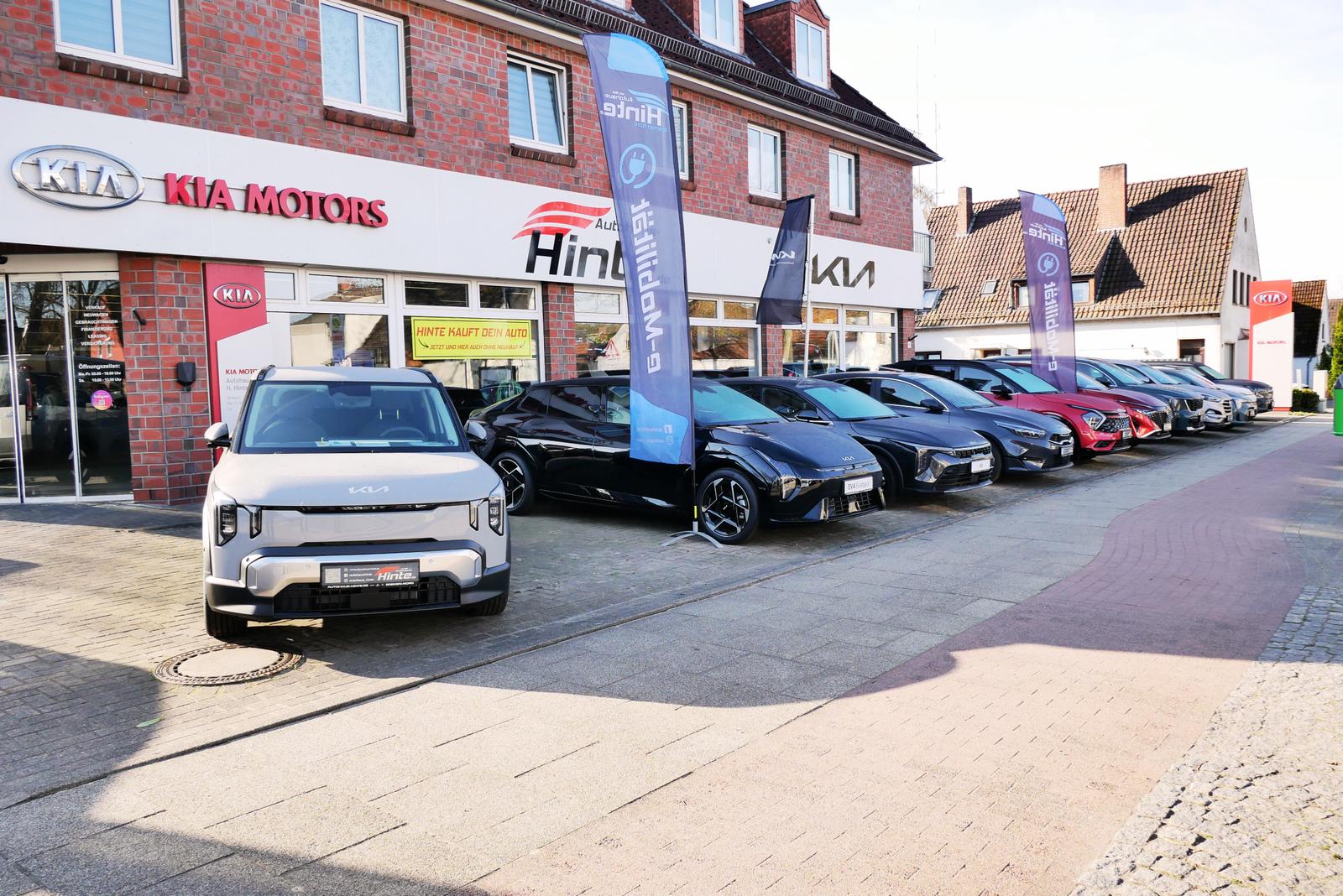 showroom-image-top