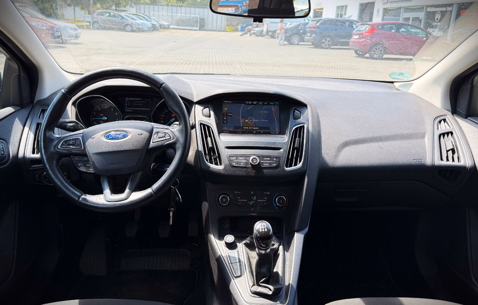 Ford Focus 2015 — photo 7