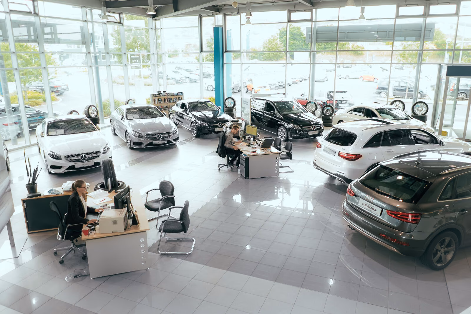 showroom-image-bottom