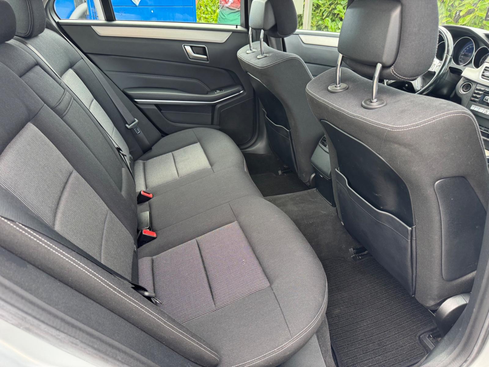 Mercedes-Benz E 220 CDI Limousine Klima Navi LED Euro 5