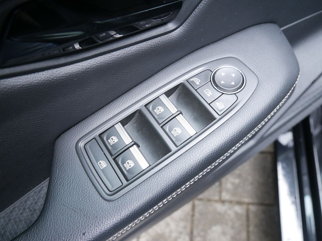 Fahrzeugabbildung Renault Megane E-Tech EV60 220 Iconic